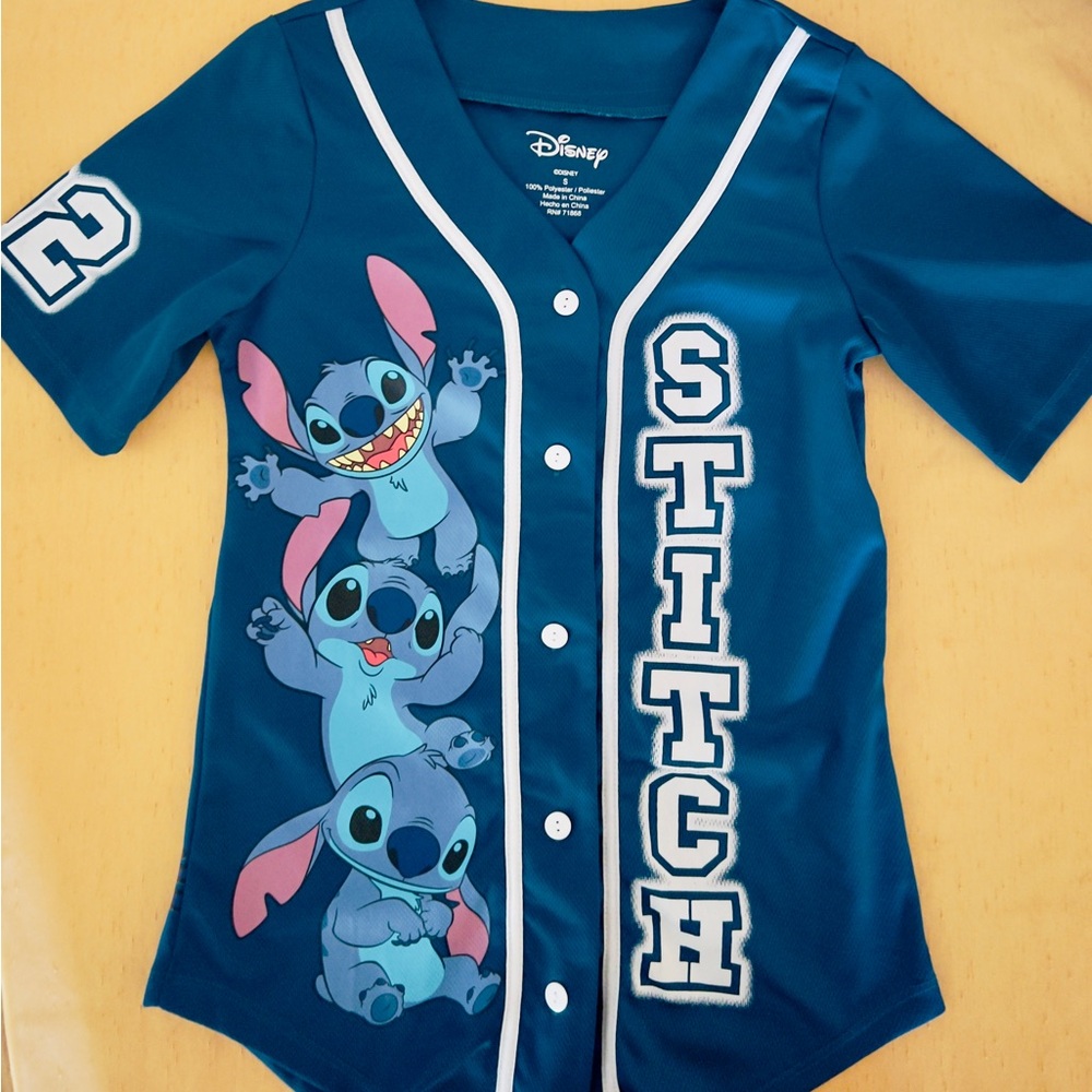 Disney Stitch Short Sleeve V-Neck Button Jersey Sz S